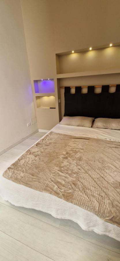 Savelli Apartment Old Town - Near Navona Place Roma Eksteriør bilde